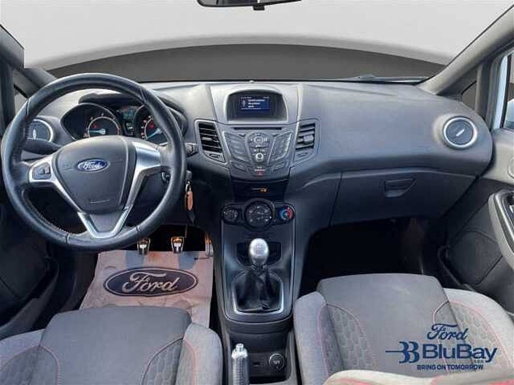 Ford Fiesta 1.5 TDCi 95CV 5 porte ST-Line del 2017 usata a Livorno (5)