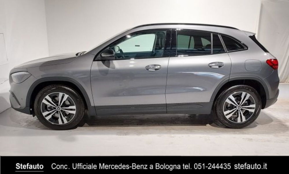 Mercedes-Benz GLA SUV nuova a Bologna (3)