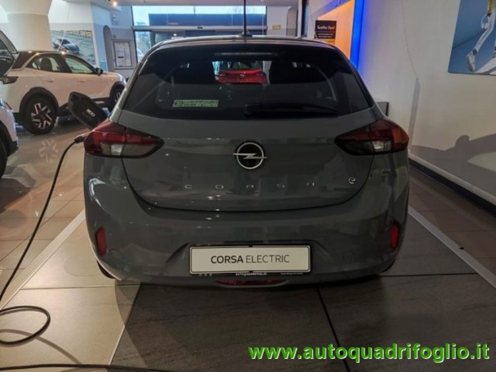 Opel Corsa-e nuova a Savona (7)