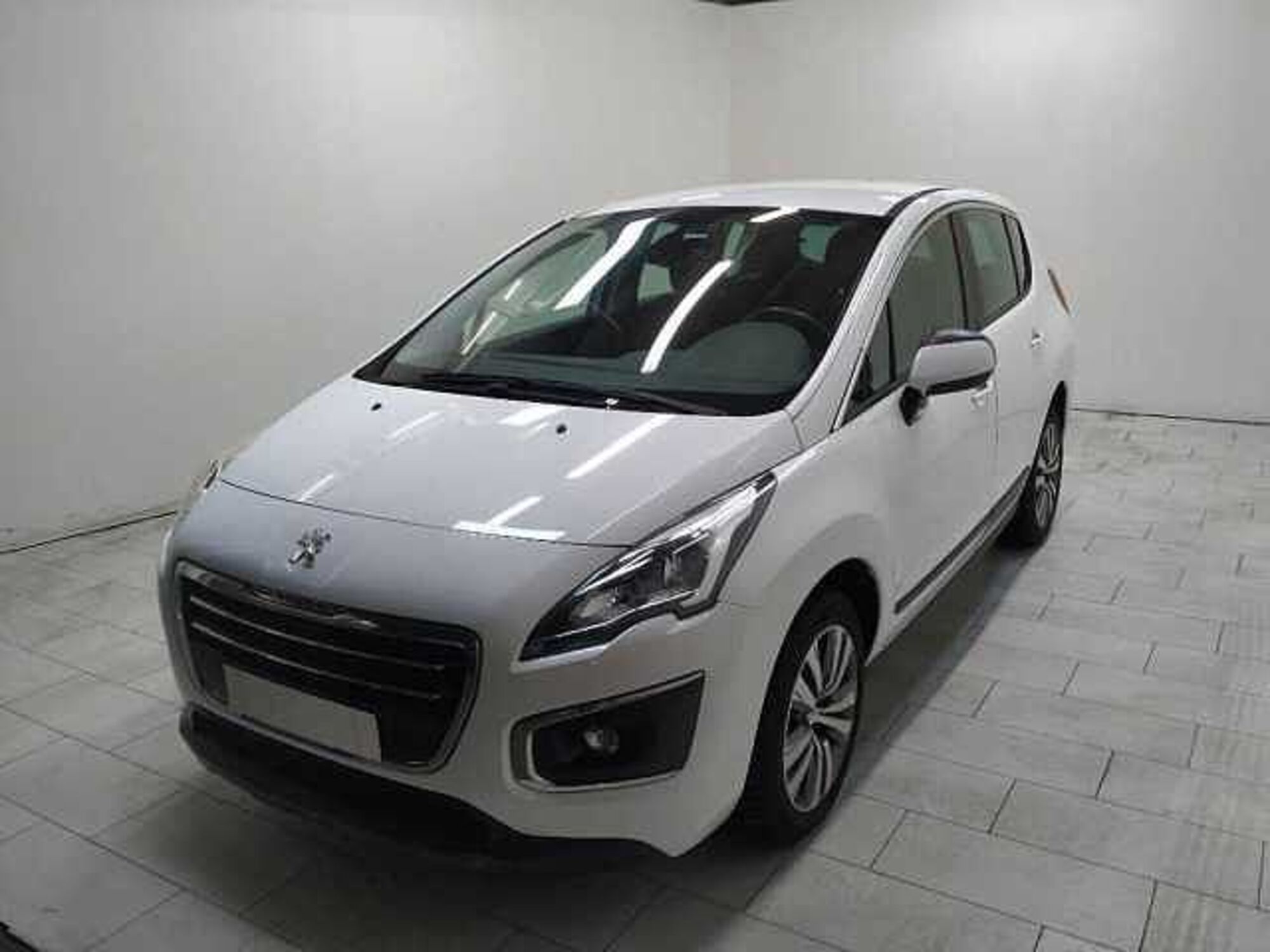 Peugeot 3008 1.6 e-HDi 115CV ETG6 Stop&amp;Start Active del 2015 usata a Cuneo