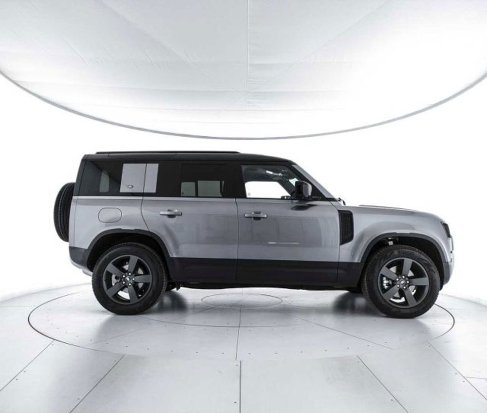 Land Rover Defender nuova a Perugia (6)