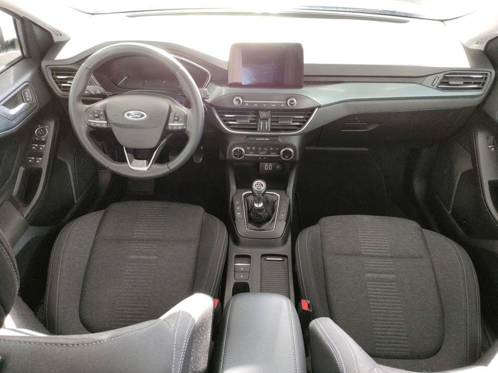 Ford Focus Station Wagon usata a Roma (9)