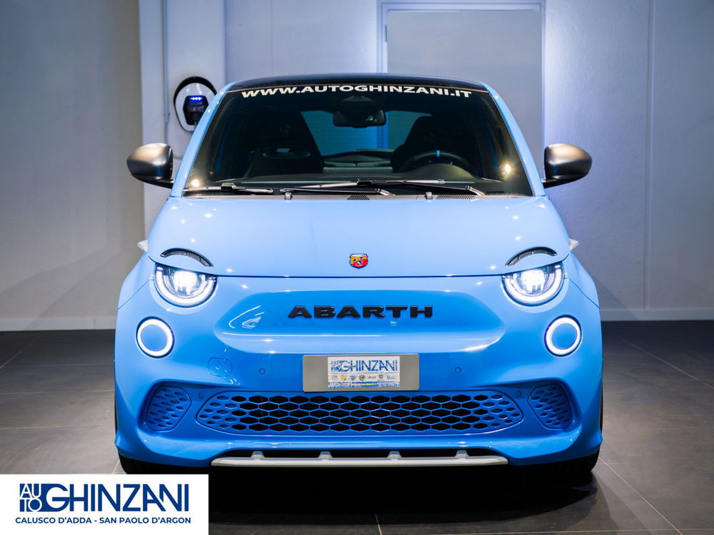 Abarth 500e nuova a Bergamo (3)