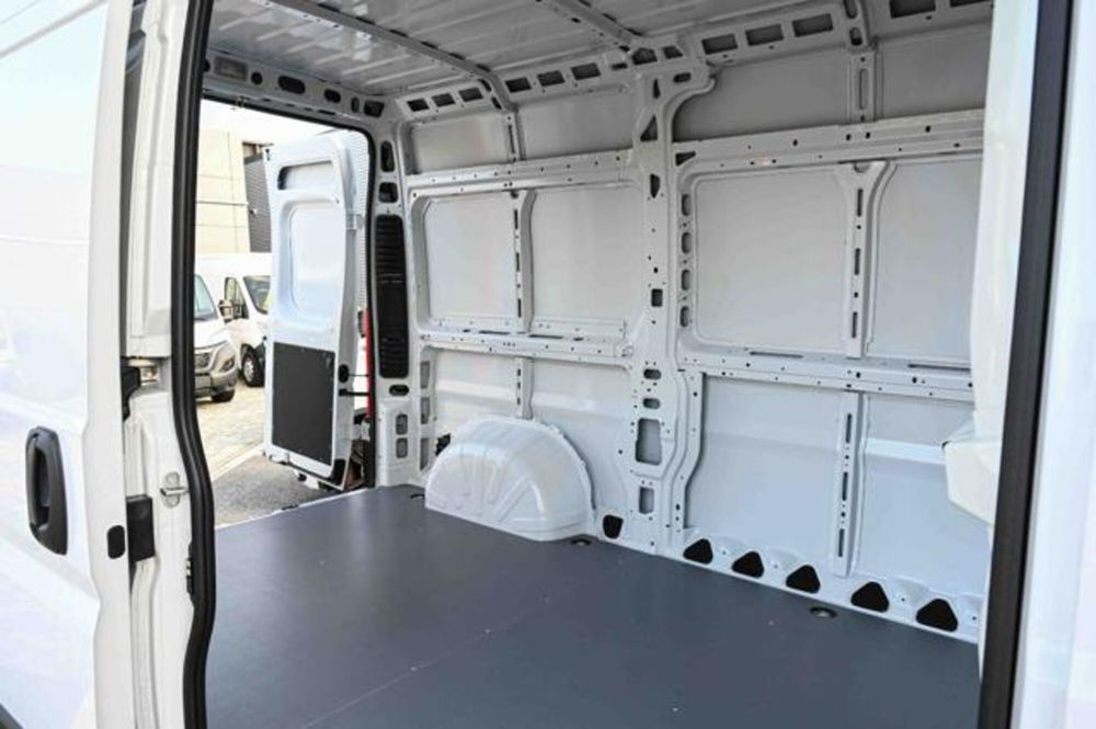 Fiat Ducato Furgone nuova a Torino (10)