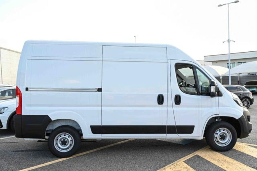 Fiat Ducato Furgone nuova a Torino (4)