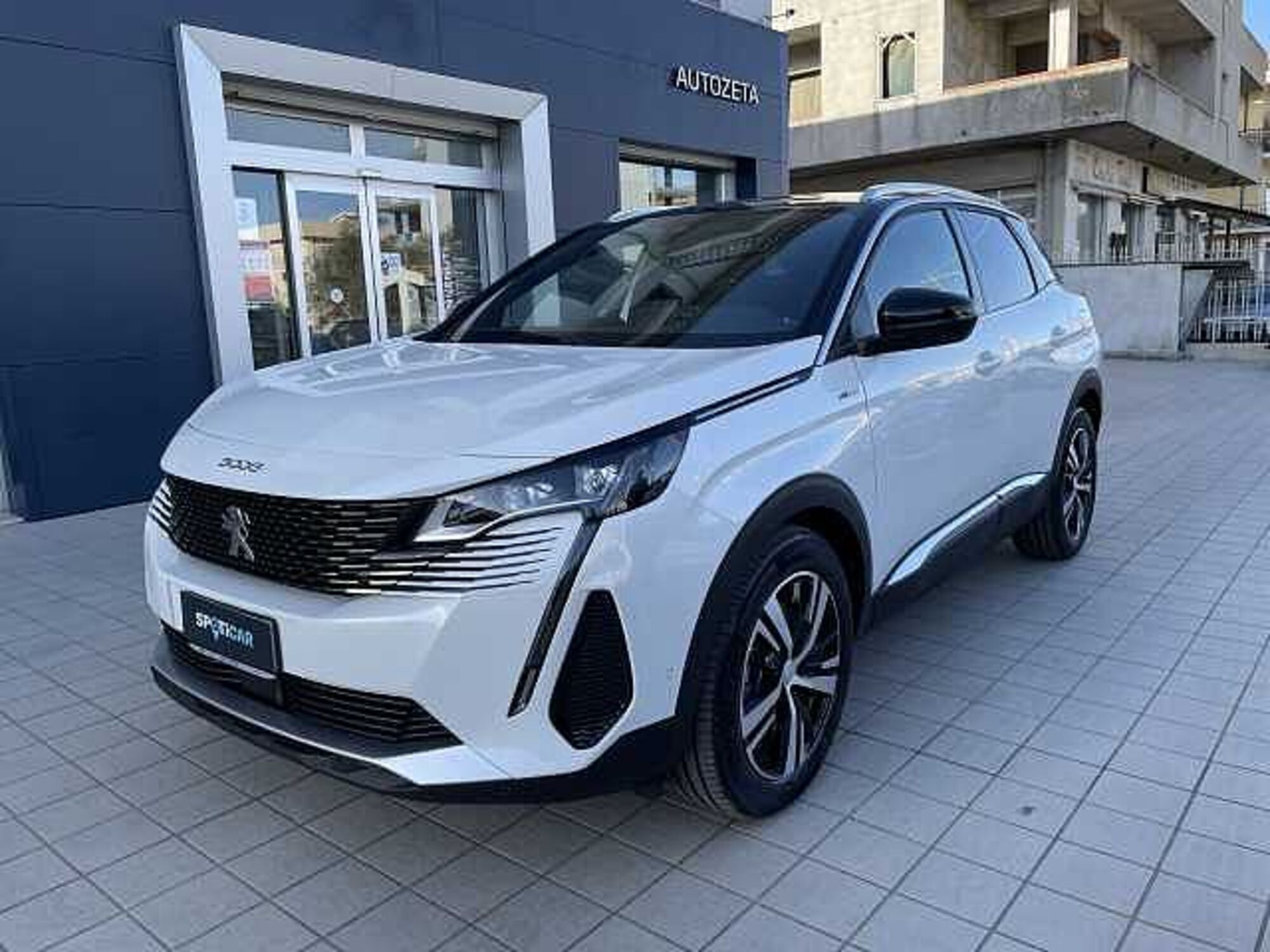 Peugeot 3008 Hybrid 225 e-EAT8 GT  nuova a San Gregorio d&#039;Ippona