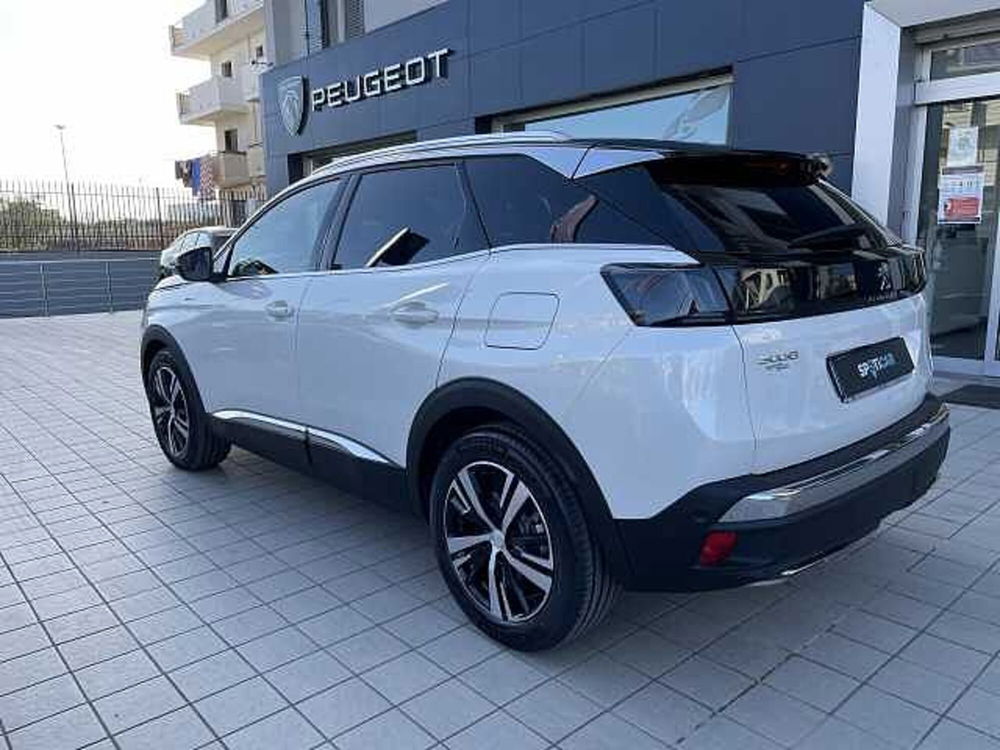 Peugeot 3008 nuova a Vibo Valentia (7)