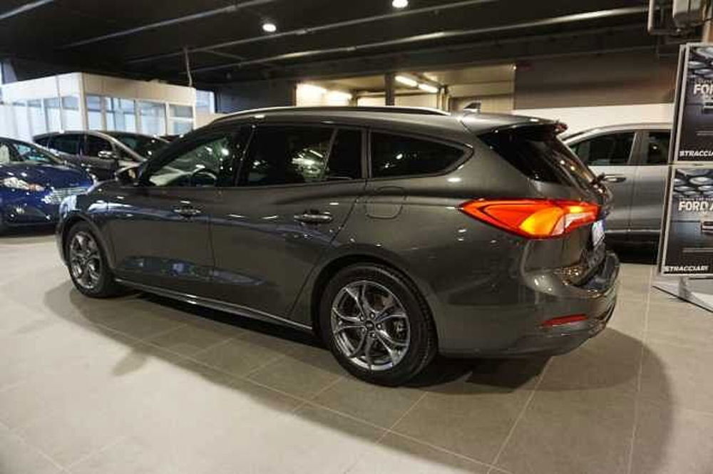 Ford Focus Station Wagon usata a Bologna (6)