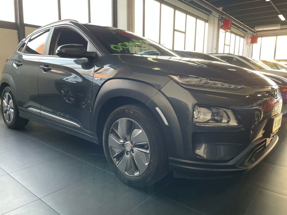 Hyundai Kona usata a Varese (11)