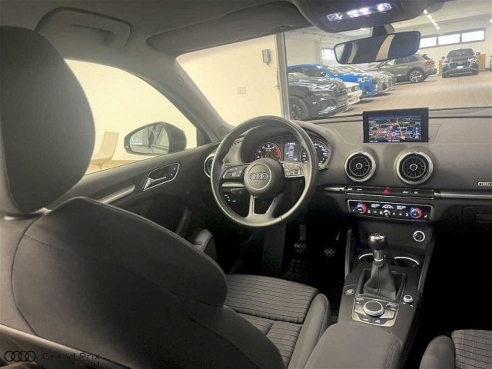 Audi A3 Sportback 30 TFSI Sport del 2019 usata a Castenaso (4)