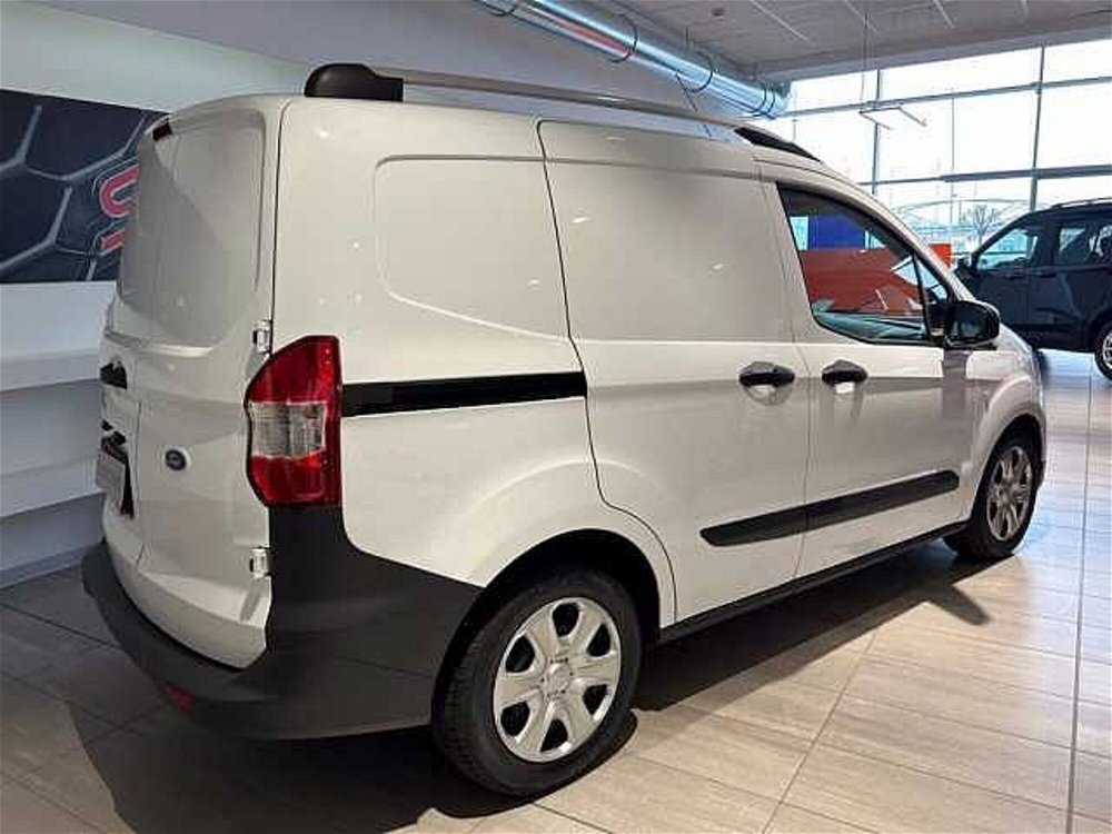 Ford Transit Courier 1.0 EcoBoost 100CV  Trend  nuova a Cuneo (4)