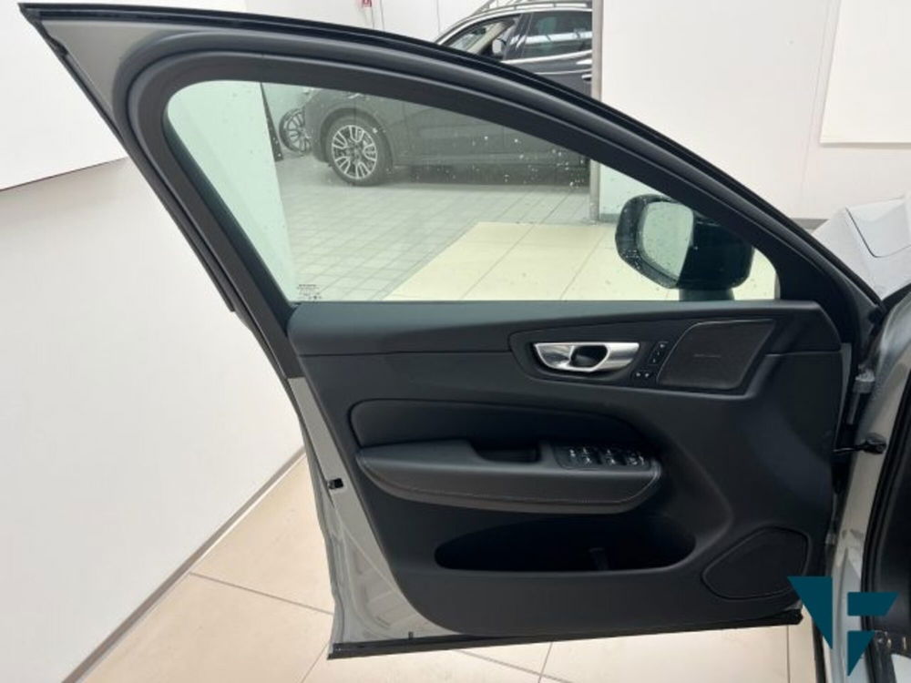 Volvo XC60 usata a Udine (17)