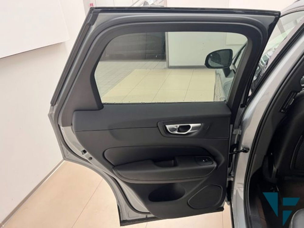 Volvo XC60 usata a Udine (18)