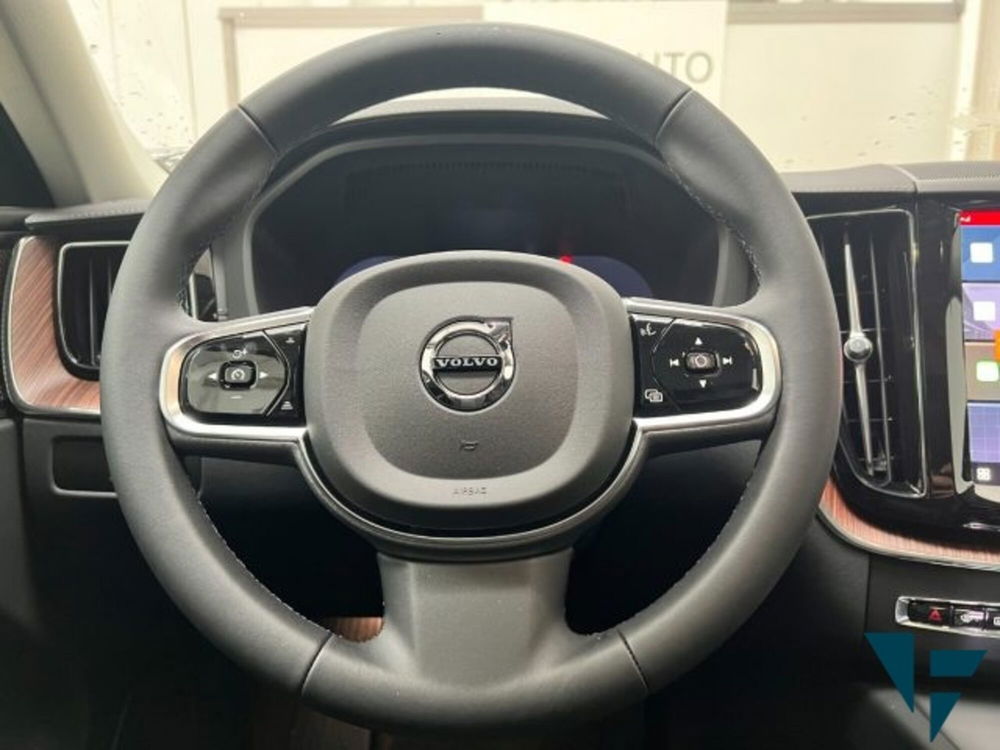 Volvo XC60 usata a Udine (10)