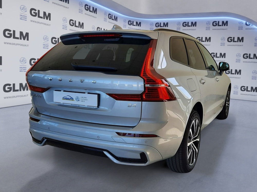 Volvo XC60 B4 automatico Plus Dark  del 2023 usata a Olbia (2)