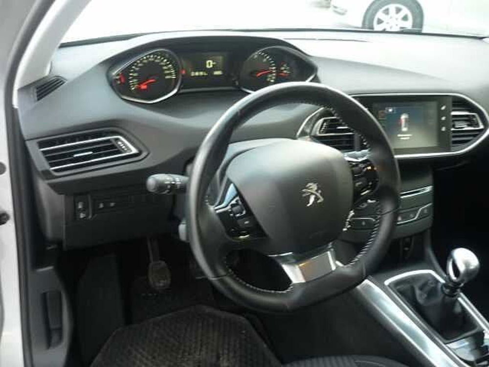 Peugeot 308 usata a Ragusa (7)