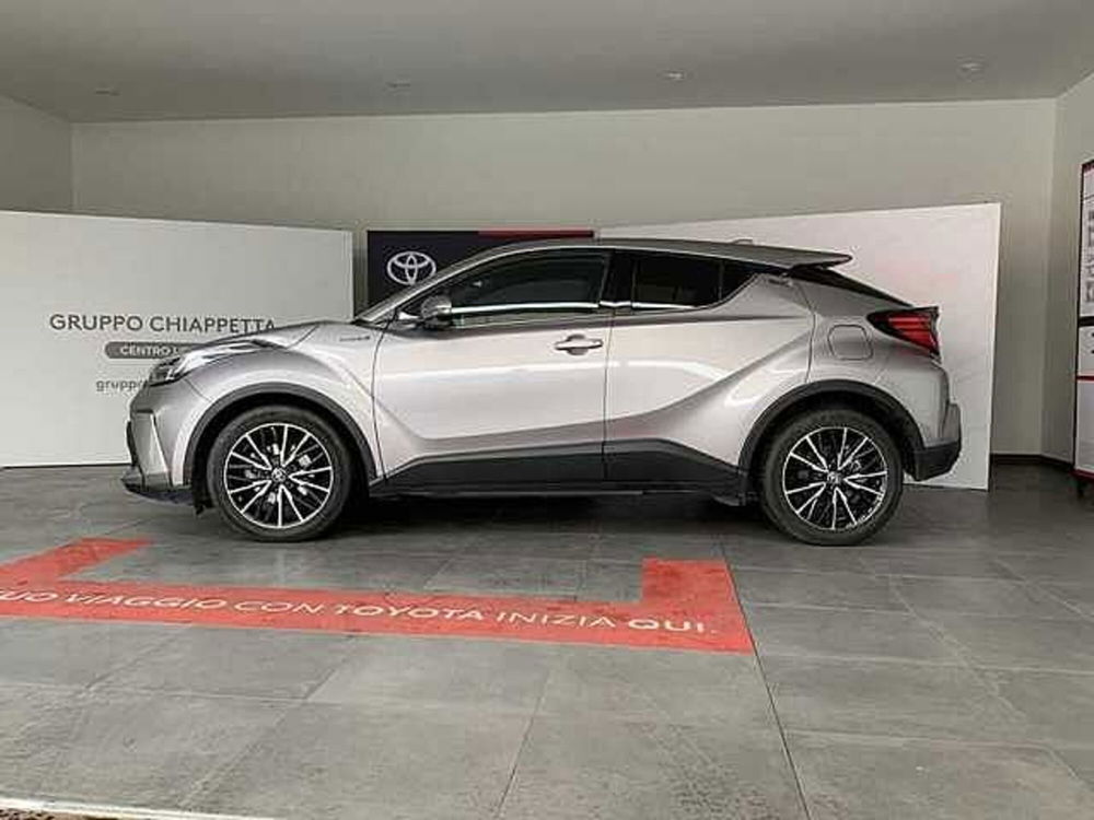 Toyota Toyota C-HR usata a Cosenza (3)