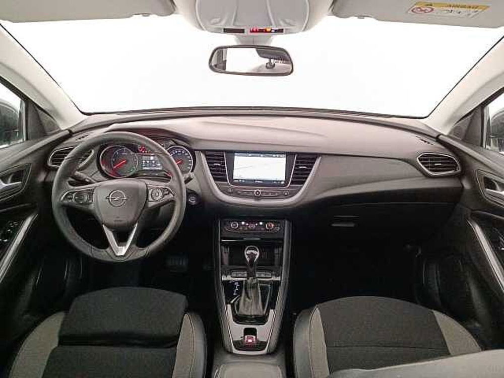 Opel Grandland X usata a Venezia (9)