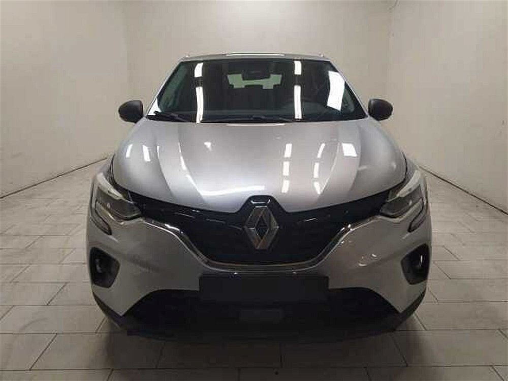 Renault Captur TCe 100 CV Life  del 2021 usata a Cuneo (2)