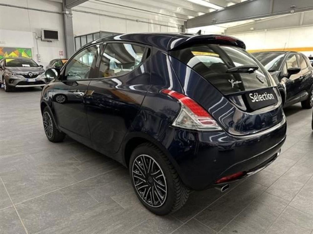 Lancia Ypsilon usata a Cremona (13)