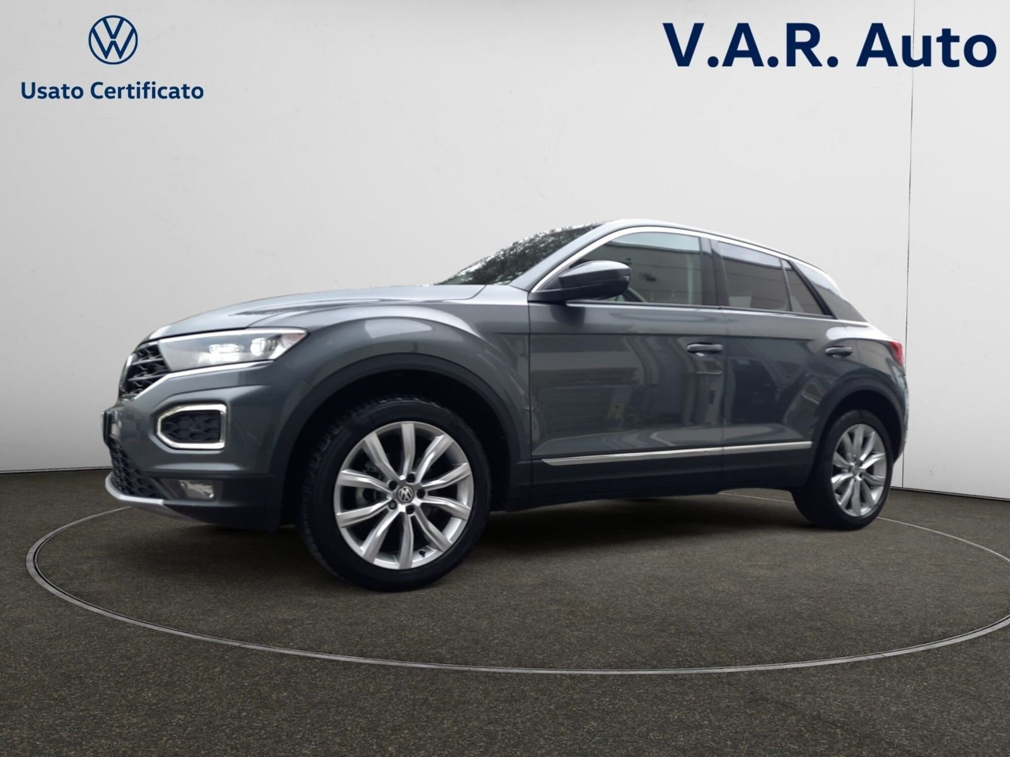 Volkswagen T-Roc 1.6 TDI SCR Advanced BlueMotion Technology del 2019 usata a Imola