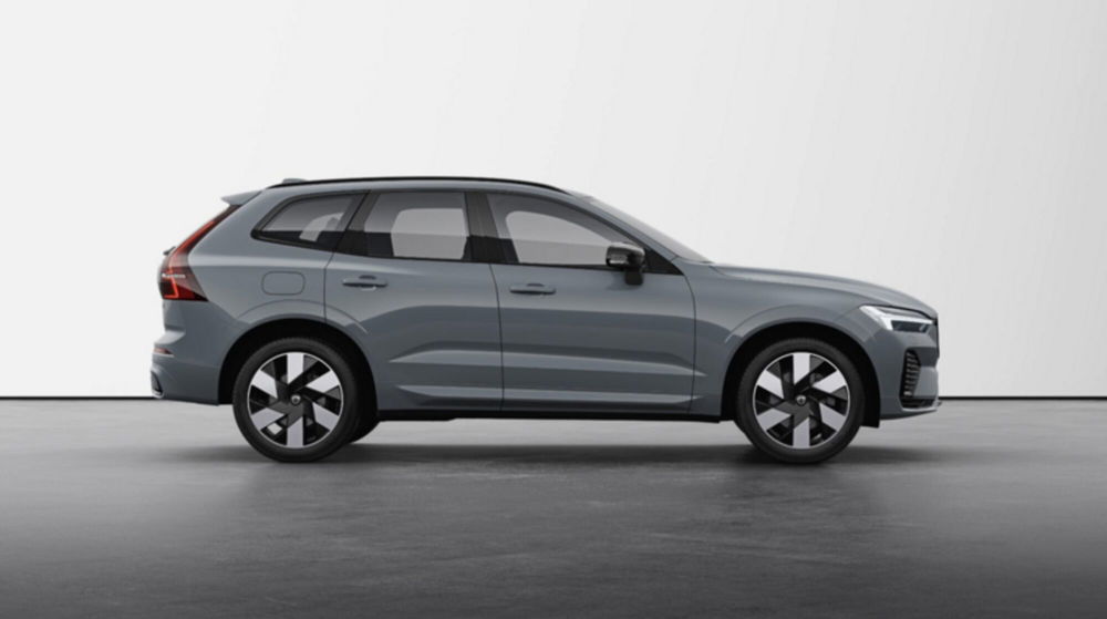 Volvo XC60 nuova a Como (2)