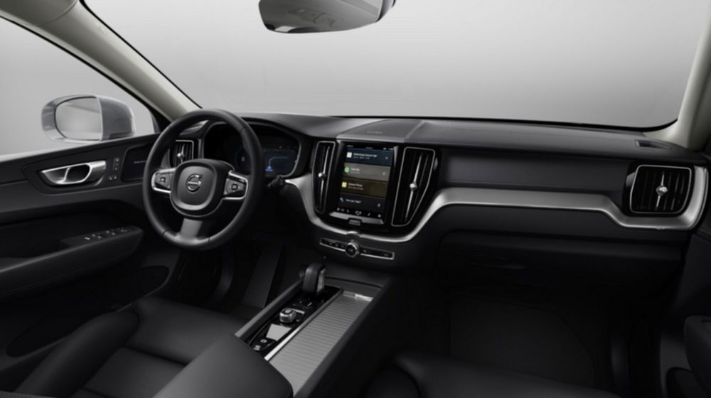 Volvo XC60 nuova a Como (5)