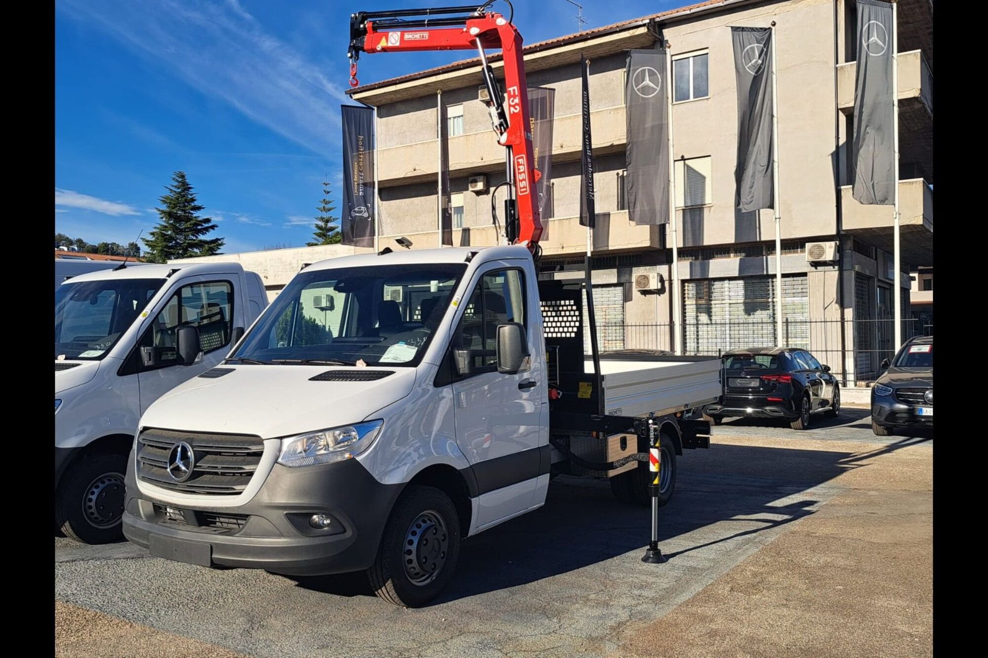 Mercedes-Benz Sprinter T43/35 419 CDI Cabinato nuova a Montesilvano