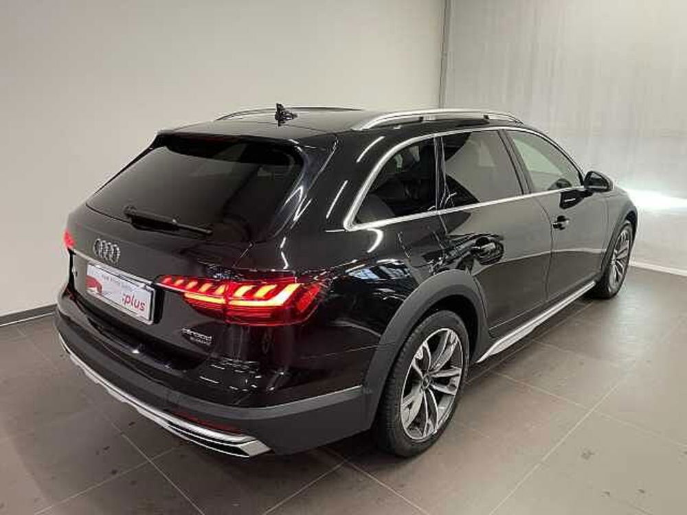 Audi A4 Allroad 40 TDI 190 CV S tronic Identity Contrast del 2021 usata a Lucca (2)