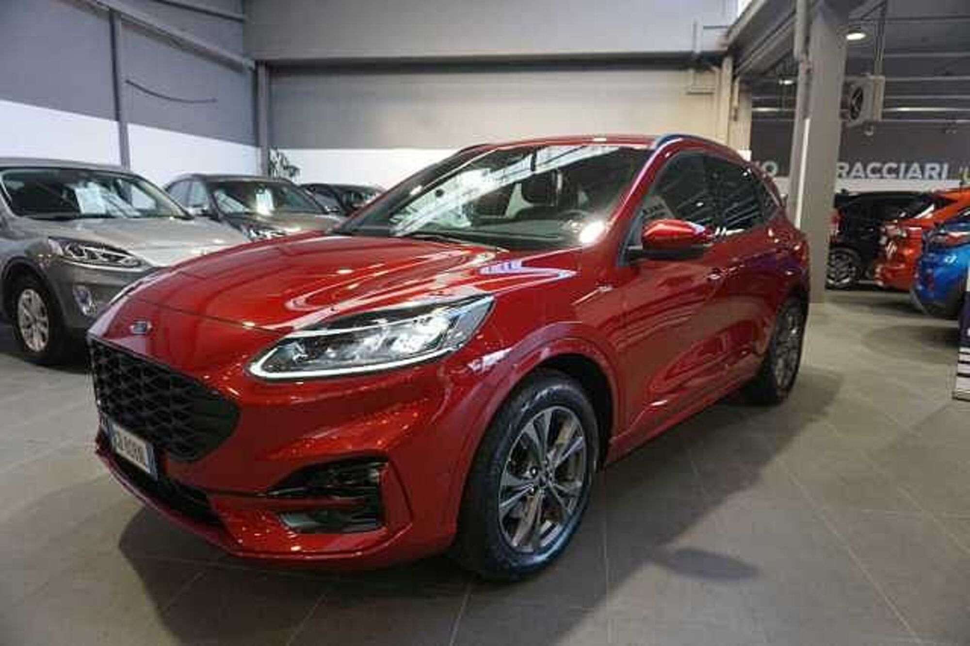 Ford Kuga 2.0 EcoBlue 190 CV aut. AWD ST-Line X  del 2020 usata a Bologna