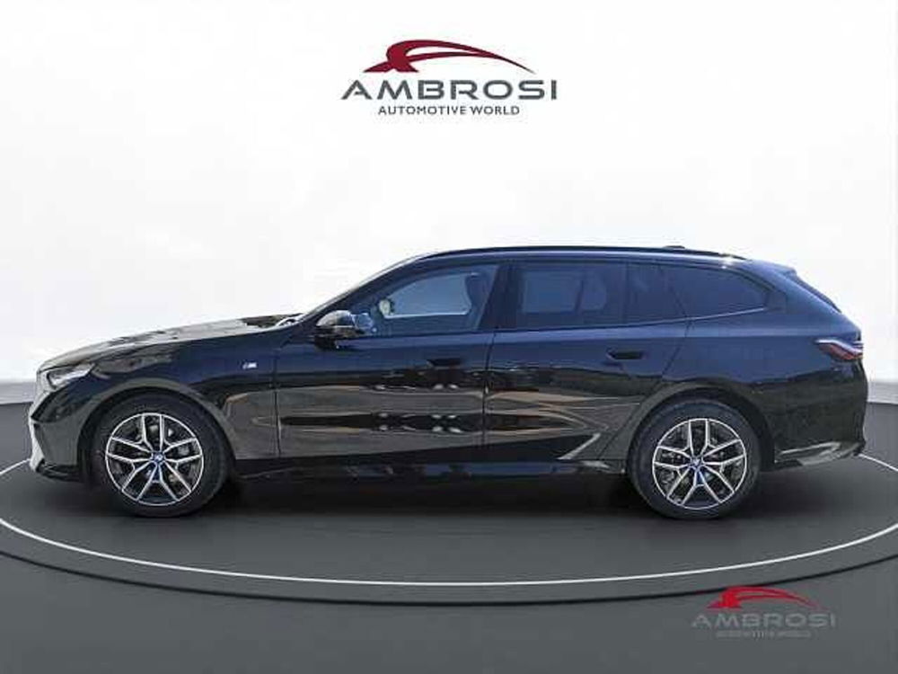 BMW i5 Touring nuova a Viterbo (6)