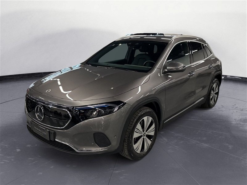Mercedes-Benz EQA 250 Premium  del 2023 usata a Vinci