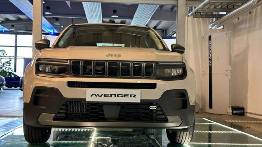 Jeep Avenger nuova a Reggio Emilia (2)