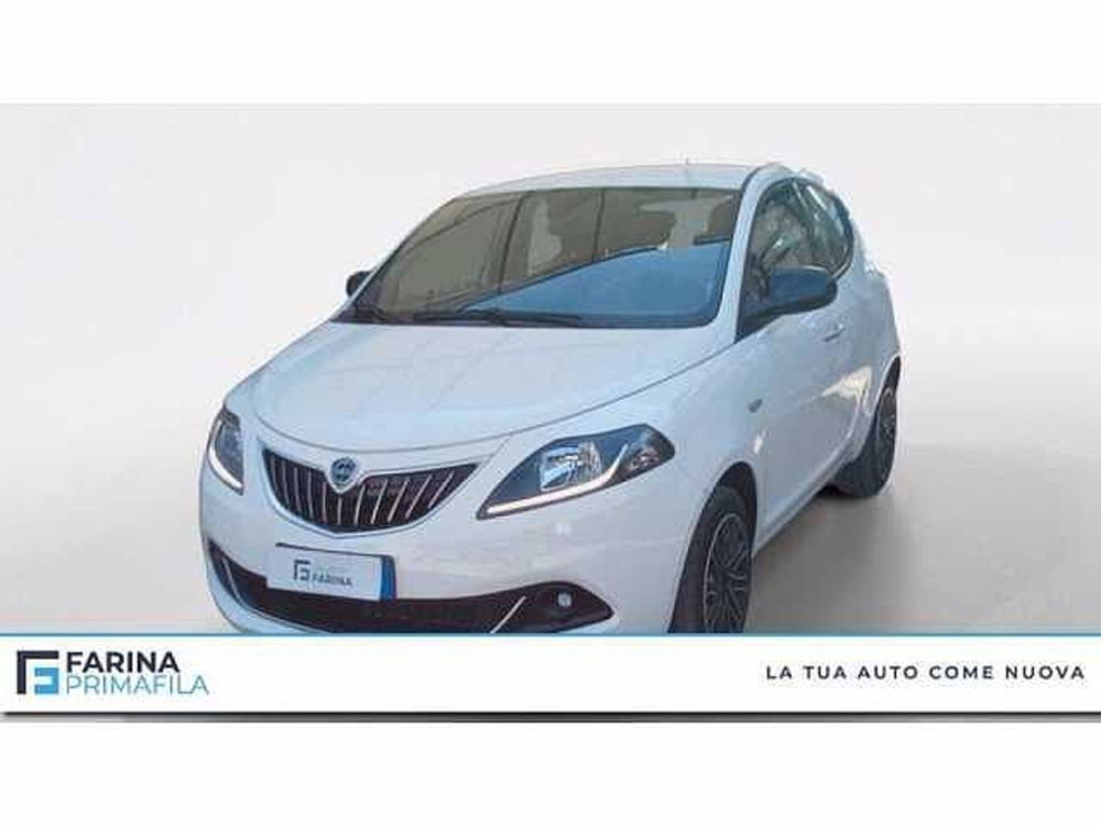 Lancia Ypsilon usata a Napoli