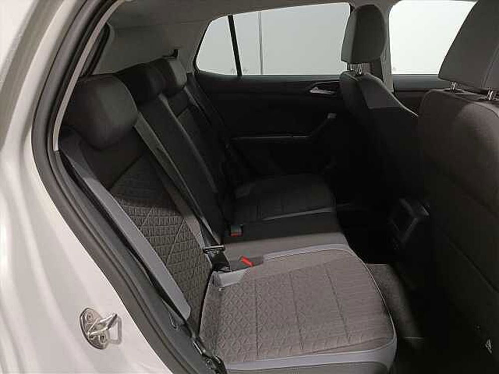 Volkswagen T-Cross usata a Lecco (6)