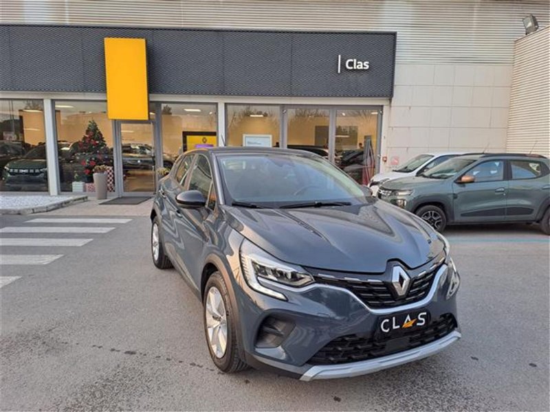 Renault Captur TCe 100 CV GPL Zen  del 2020 usata a Livorno