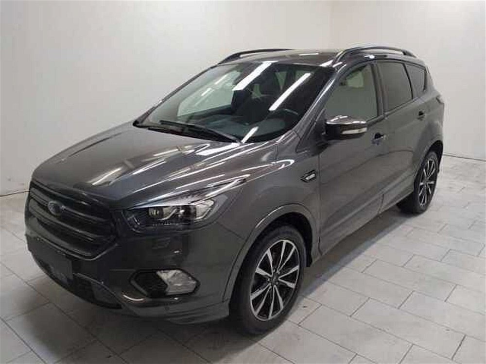 Ford Kuga 1.5 EcoBoost 120 CV S&S 2WD ST-Line  del 2019 usata a Cuneo