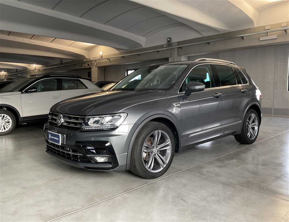 Volkswagen Tiguan 1.4 TSI Sport BlueMotion Technology del 2018 usata a Salerno