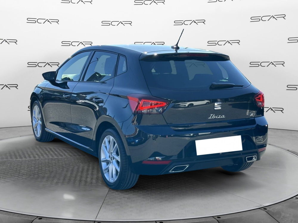 SEAT Ibiza nuova a Livorno (7)