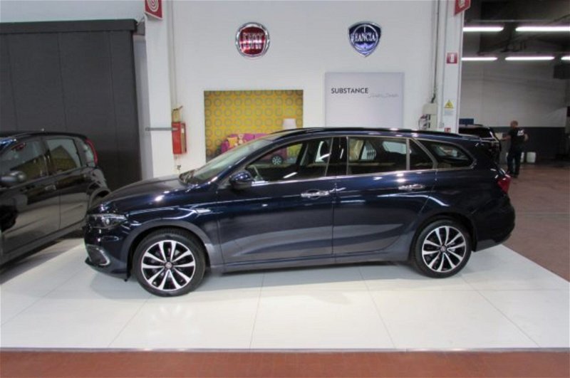 Fiat Tipo Station Wagon Tipo 1.6 Mjt S&S DCT SW Lounge  del 2016 usata a Rho