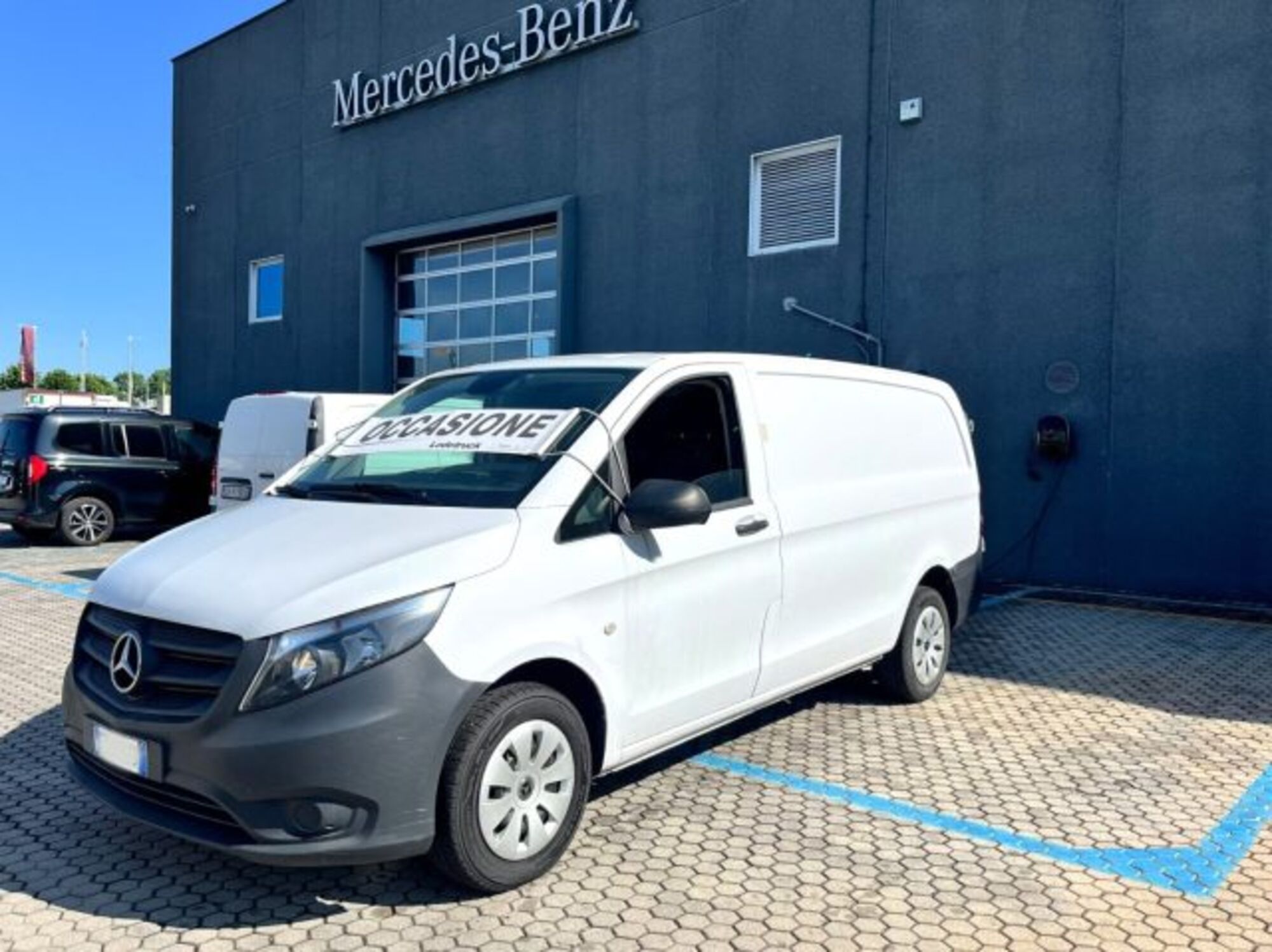 Mercedes-Benz Vito 2.2 114 CDI PC-SL Furgone Long  del 2019 usata a Filago