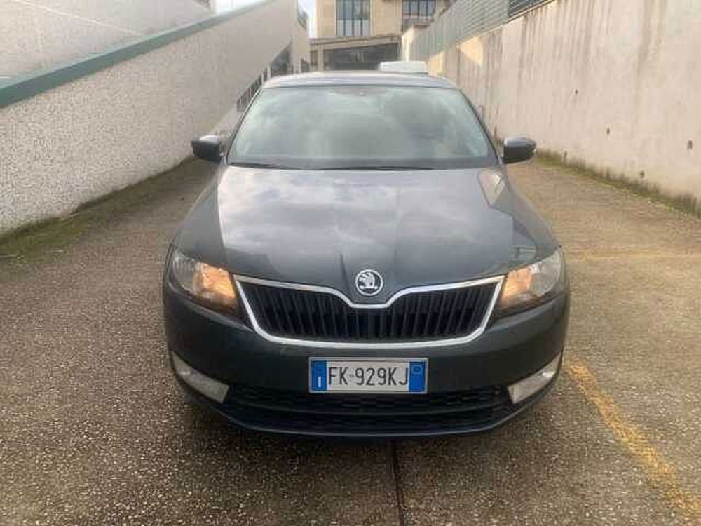 Skoda Rapid Spaceback TDI 90 CV Design Edition  del 2017 usata a Bracciano (2)