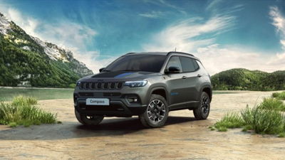 Jeep Compass 1.3 turbo t4 phev Trailhawk 4xe auto nuova a Biella