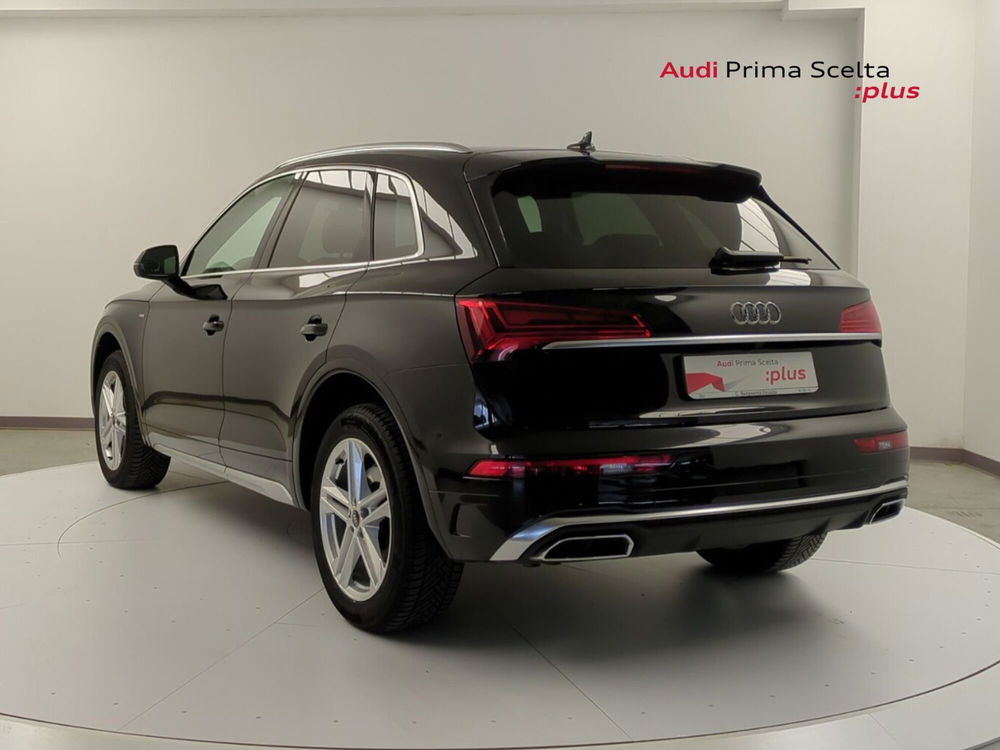 Audi Q5 40 TDI 204 CV quattro S tronic S line plus  del 2023 usata a Pratola Serra (5)