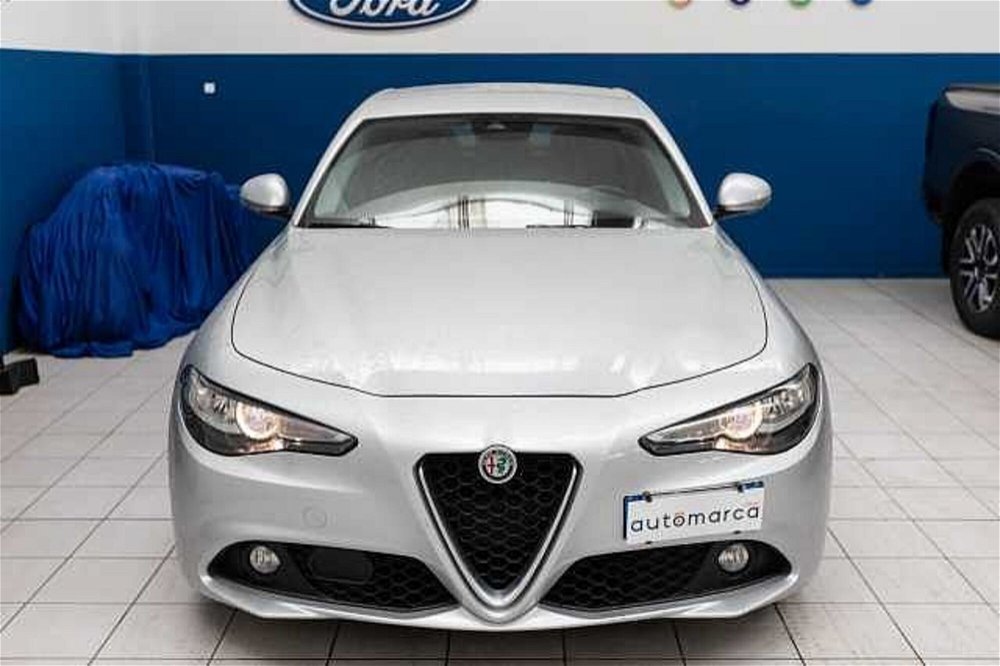 Alfa Romeo Giulia 2.2 Turbodiesel 150 CV AT8 Business del 2017 usata a Silea (4)