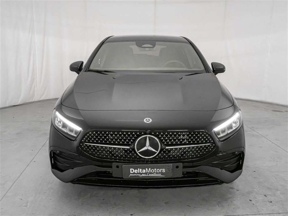 Mercedes-Benz Classe A Sedan 250 e Plug-in hybrid Automatica 4p. Advanced Plus AMG Line nuova a Montecosaro (3)