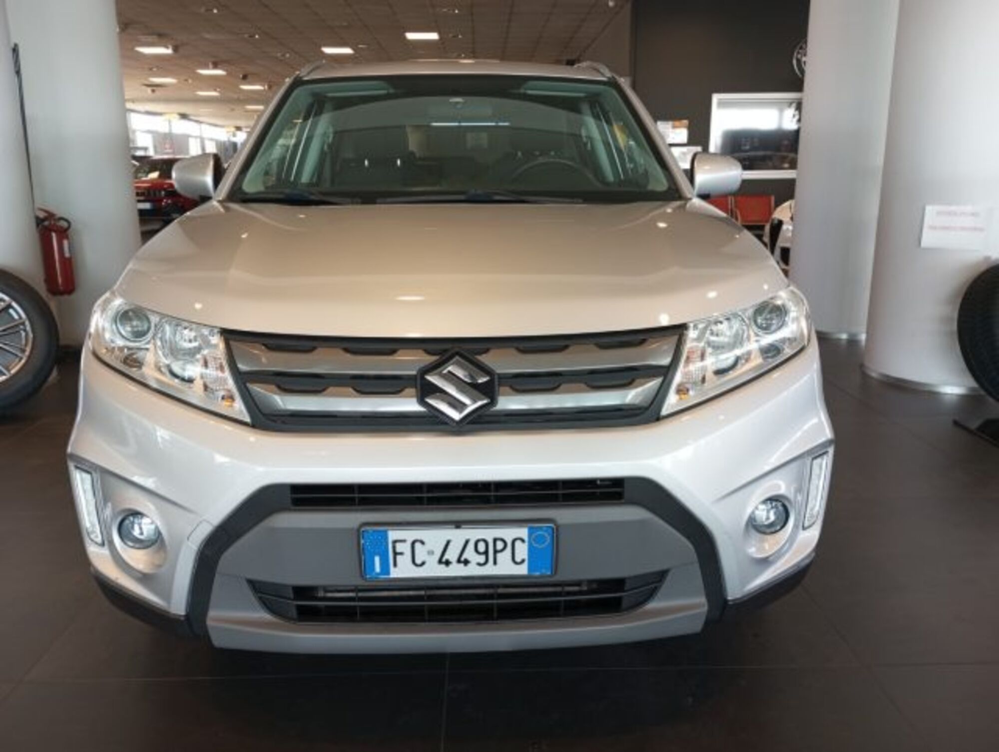 Suzuki Vitara 1.6 DDiS 4WD AllGrip DCT V-Top del 2016 usata a Modena