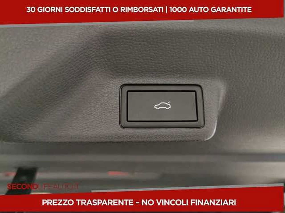 Volkswagen ID.Buzz usata a Chieti (9)