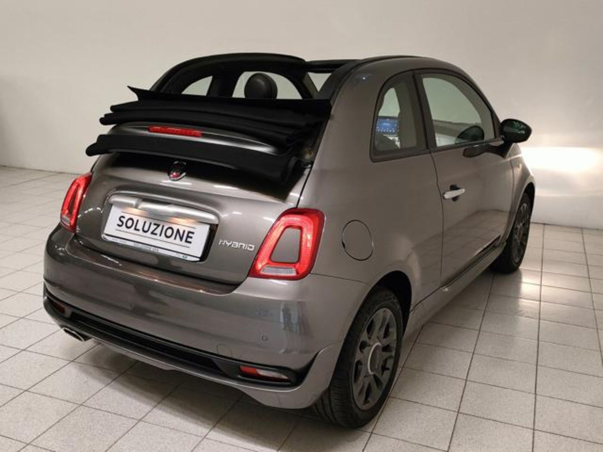 Vendo Fiat 500 Cabrio 1.0 Hybrid Connect my 20 usata a Novara (codice ...