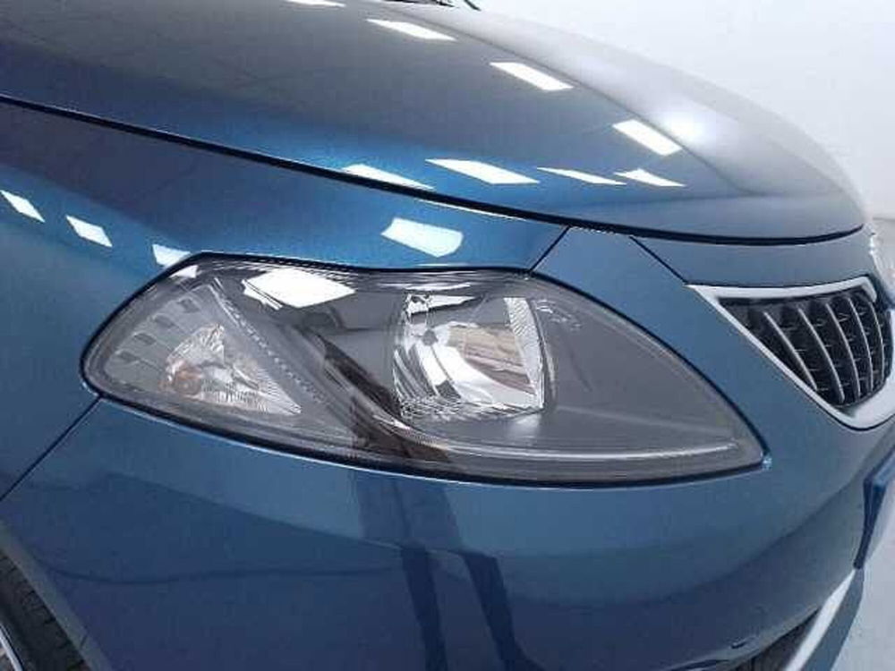 Lancia Ypsilon nuova a Cuneo (9)